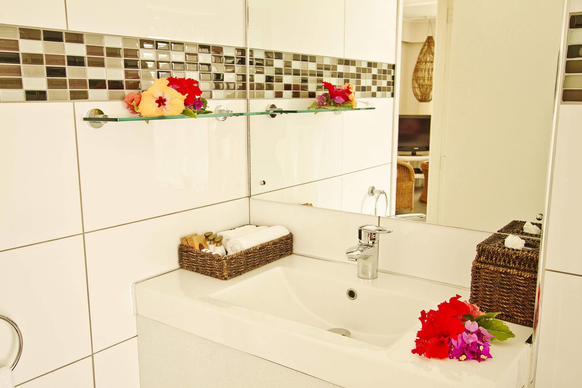 Manuia Beach Resort (Adults Only) Rarotonga Exteriör bild
